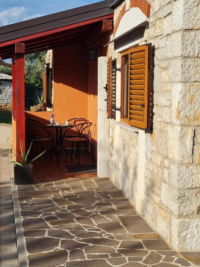 Apartman Aja Kaštelir Exterior foto